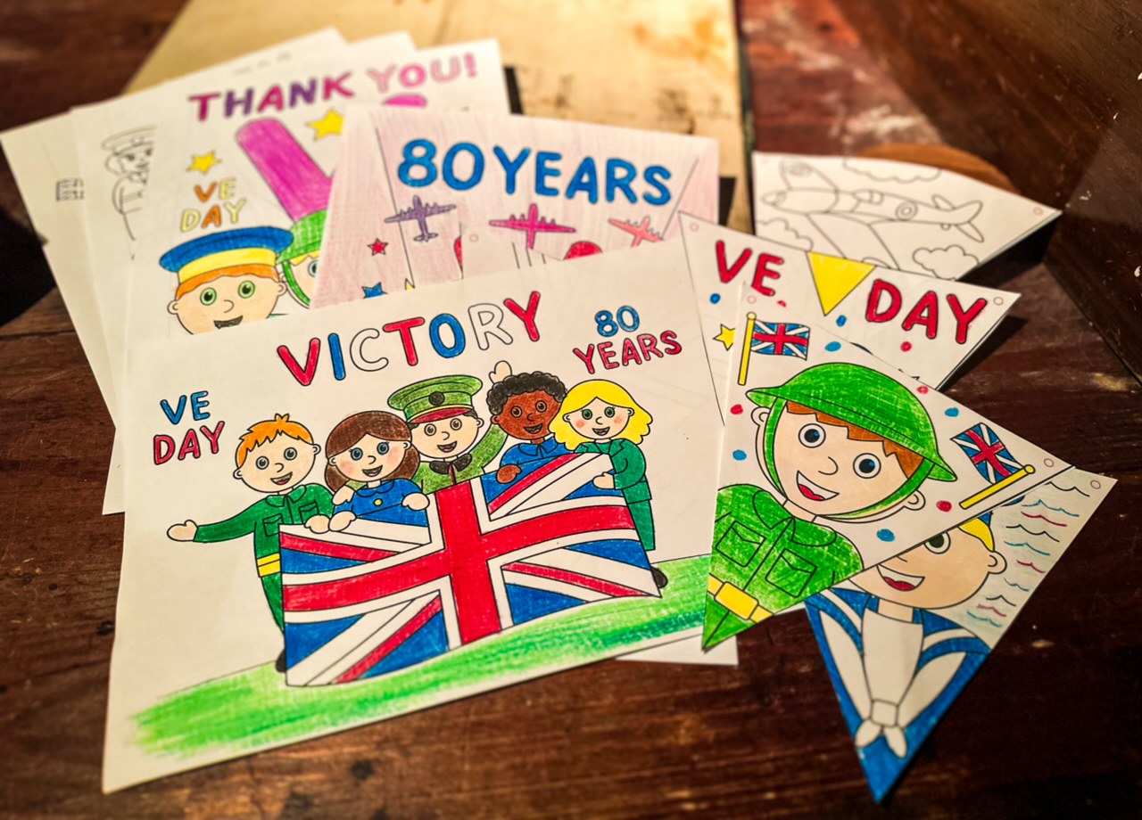Ve Rang Colouring In VE Day Commemorative Colouring In & Crafts - Manx National Heritage